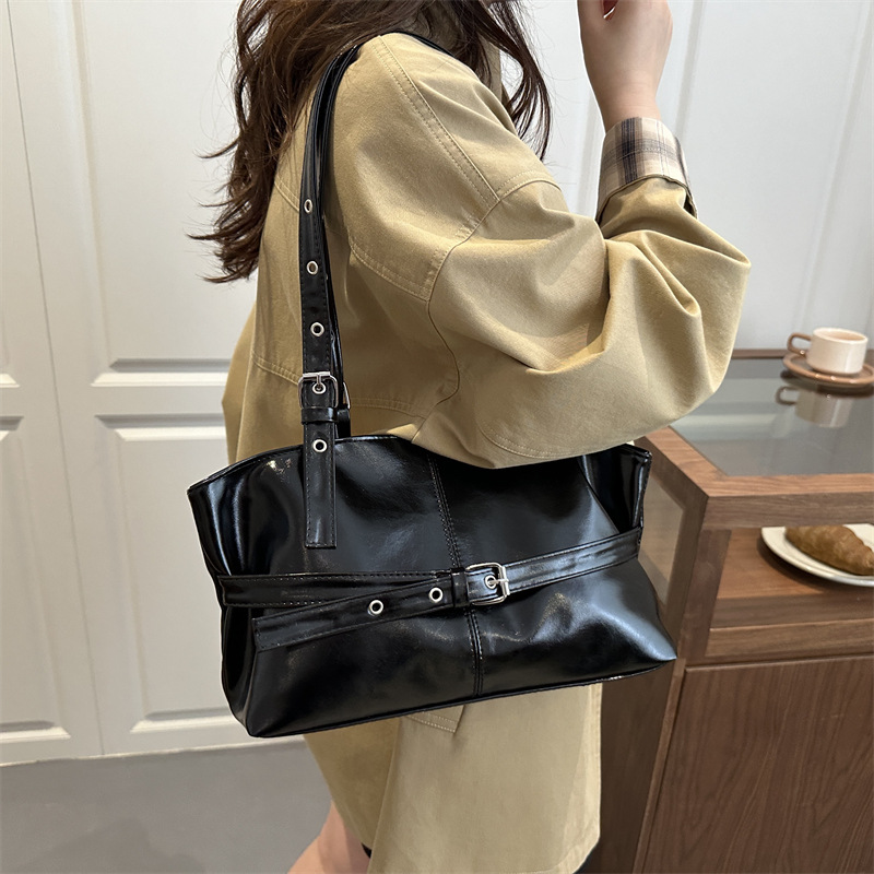 Luxury Bags Vip - حقيبة كتف نسائية كبيرة السعة، حقيبة