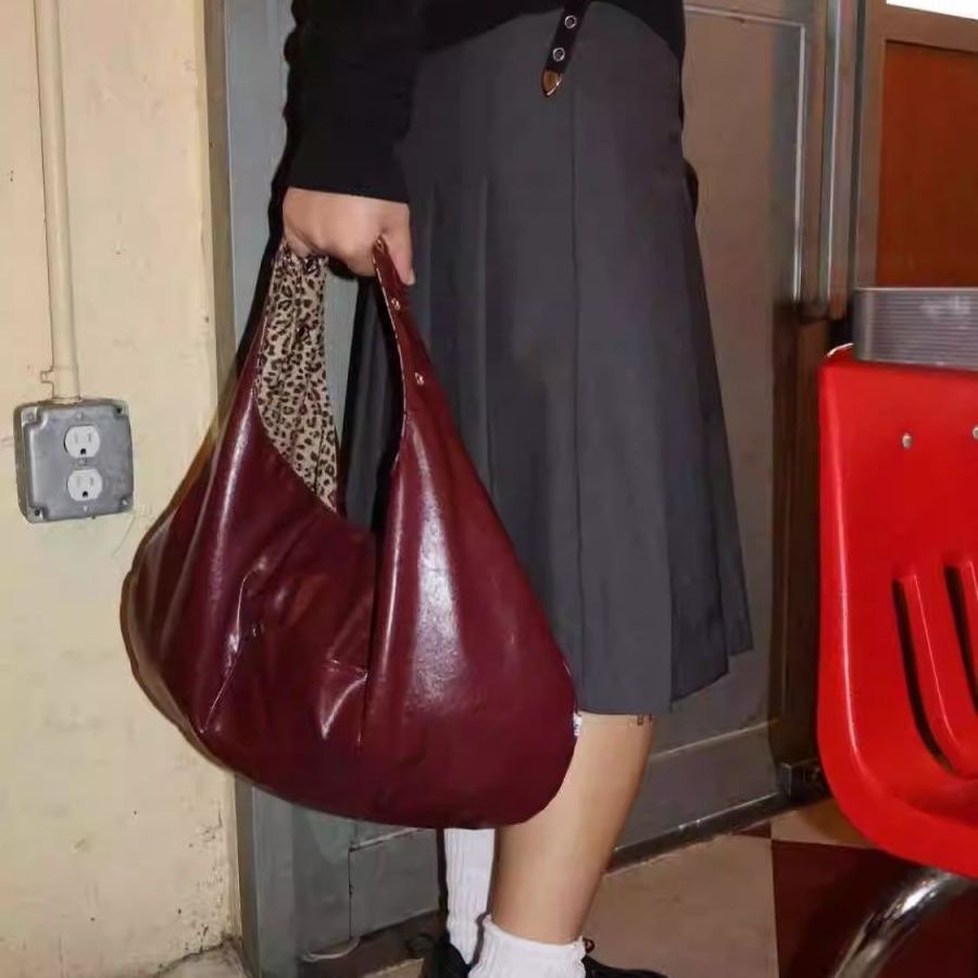Luxury Bags Vip - حقيبة يد نسائية جديدة لعام 2026