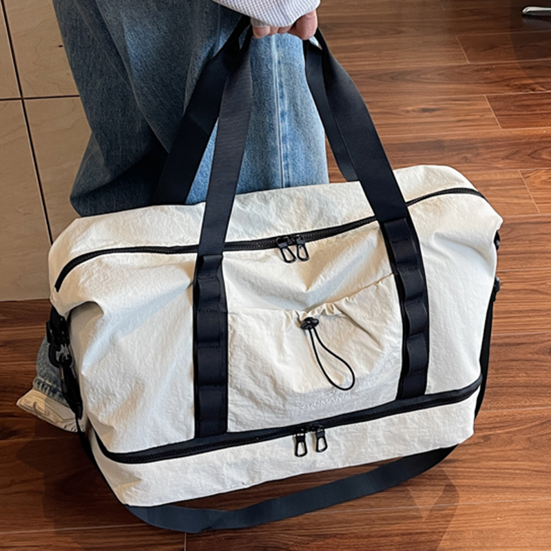 حقيبة سفر كبيرة السعة مع حجرة  - مراجعة Weekender Bag Duffle وسعره