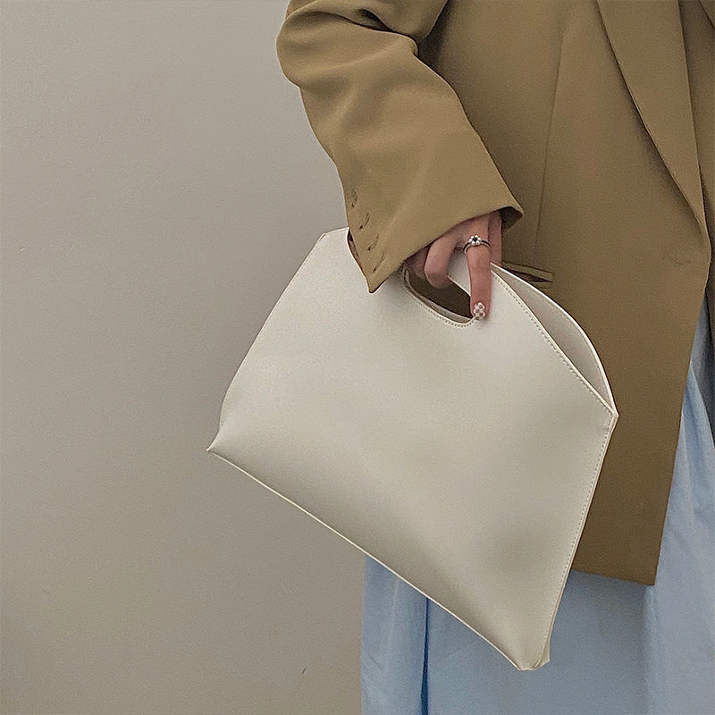 حقيبة يد نسائية جديدة ذات سعة  - مراجعة Luxury Bags Vip وسعره