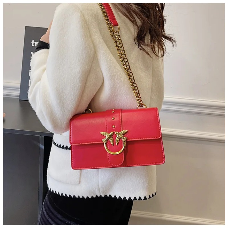 حقيبة جلدية فاخرة للسيدات، حقي - مراجعة Luxury Bags Vip وسعره