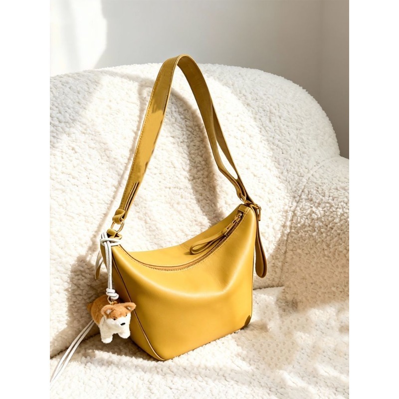 حقيبة كتف نسائية صفراء محمولة  - مراجعة Luxury Bags Yellow وسعره