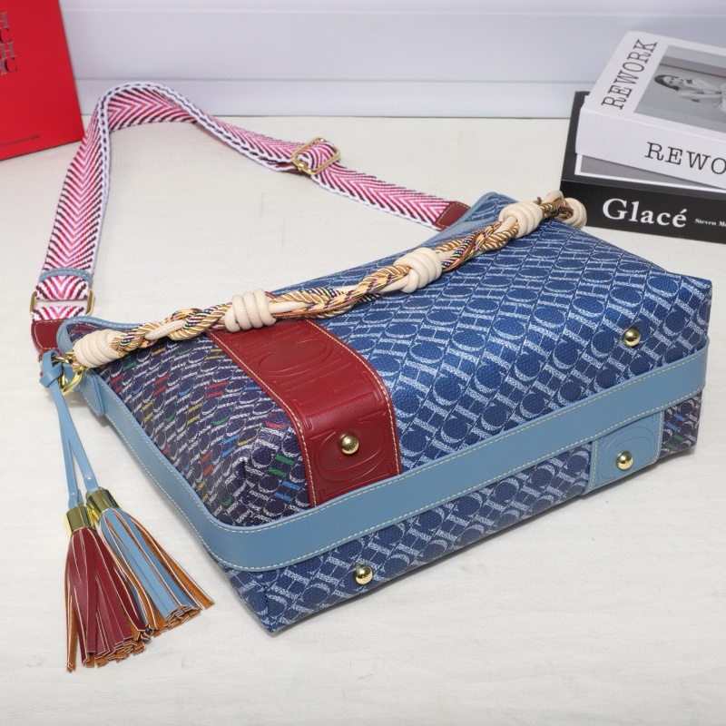 CHCH ​   حقيبة يد نسائية جديدة - مراجعة Luxury Bags Vip وسعره