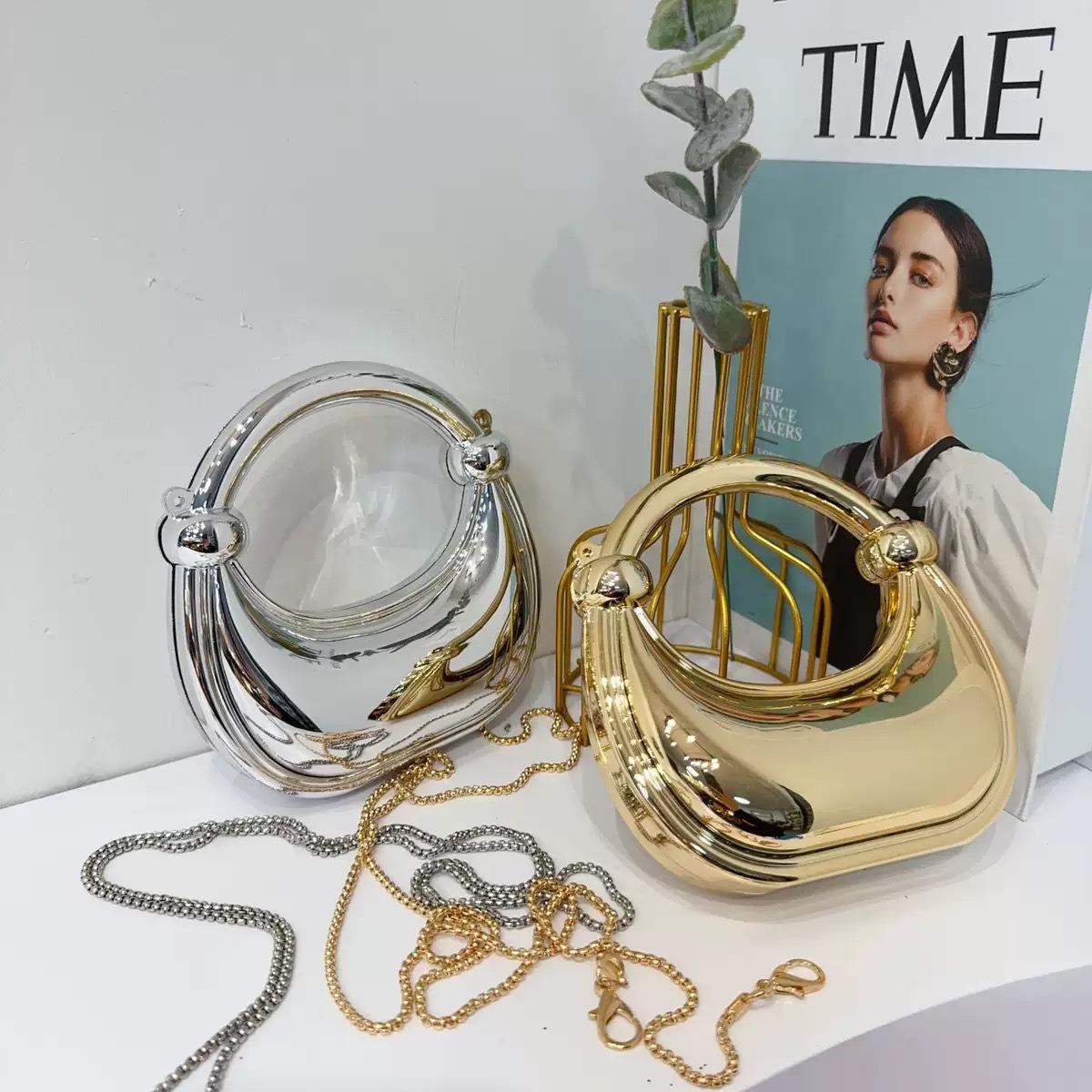 محافظ وحقائب يد صغيرة للسهرة ب - مراجعة Luxury Bags Gold وسعره