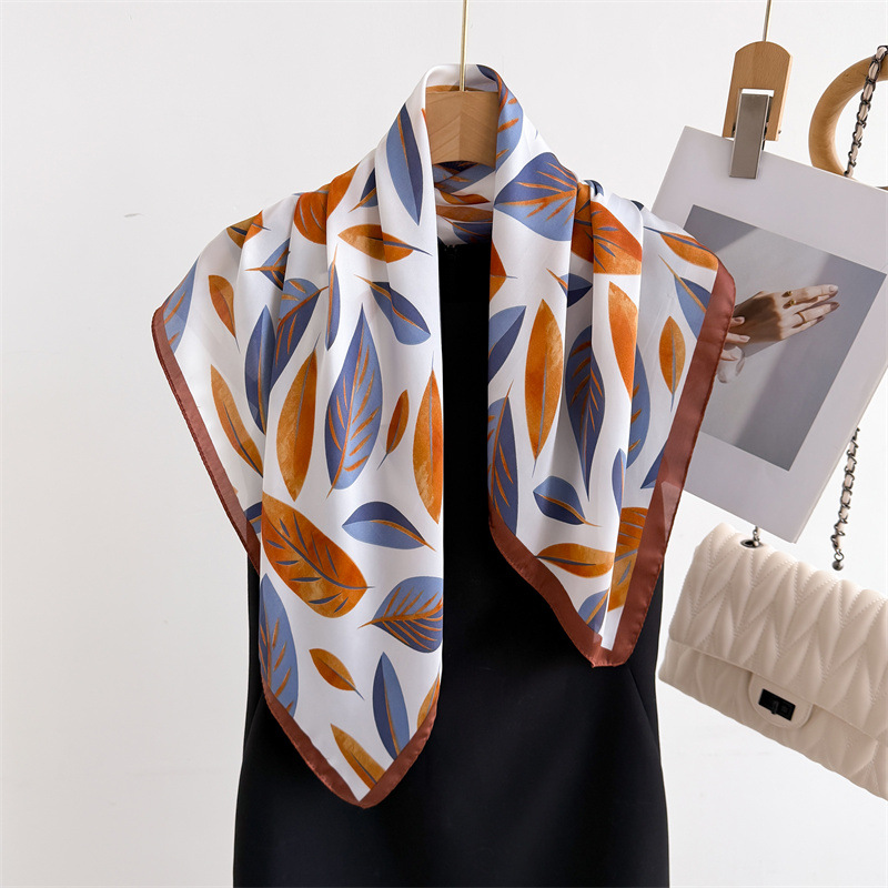 العلامة التجارية الفاخرة طباعة - مراجعة Luxury Bags Online وسعره